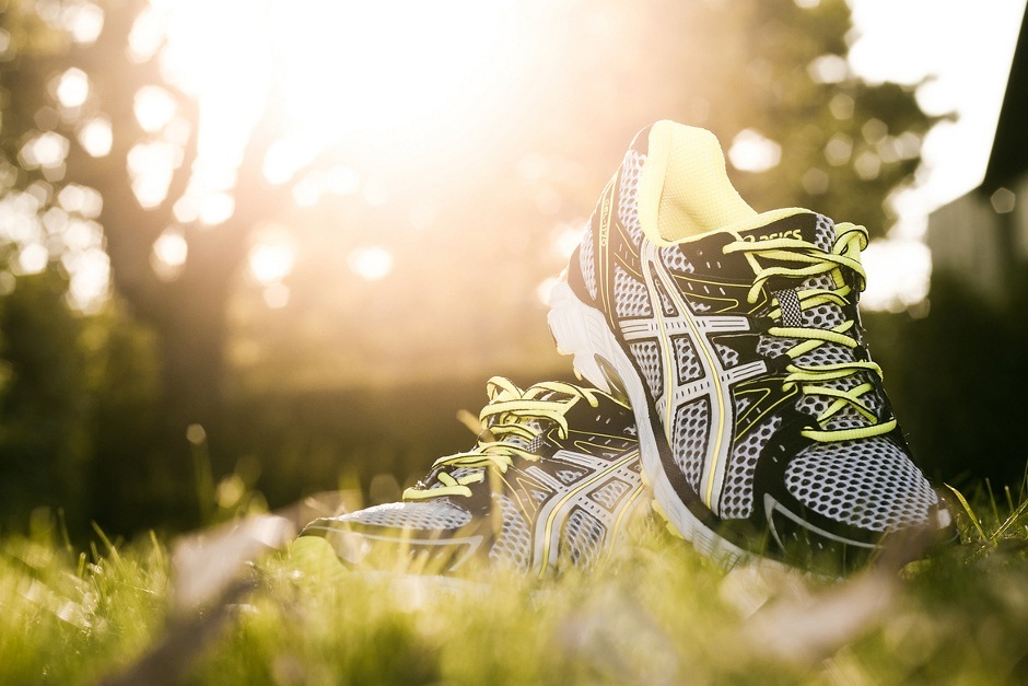 asics running shoes