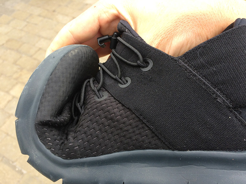 flexible running shoe - nike free commuter