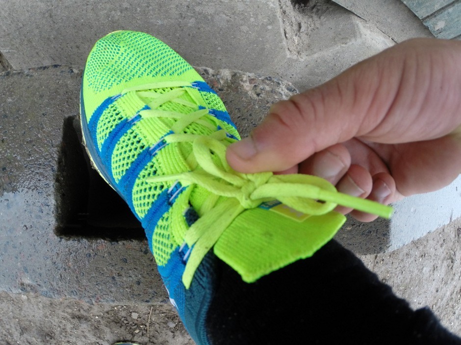 Flyknit Lunar has bad laces