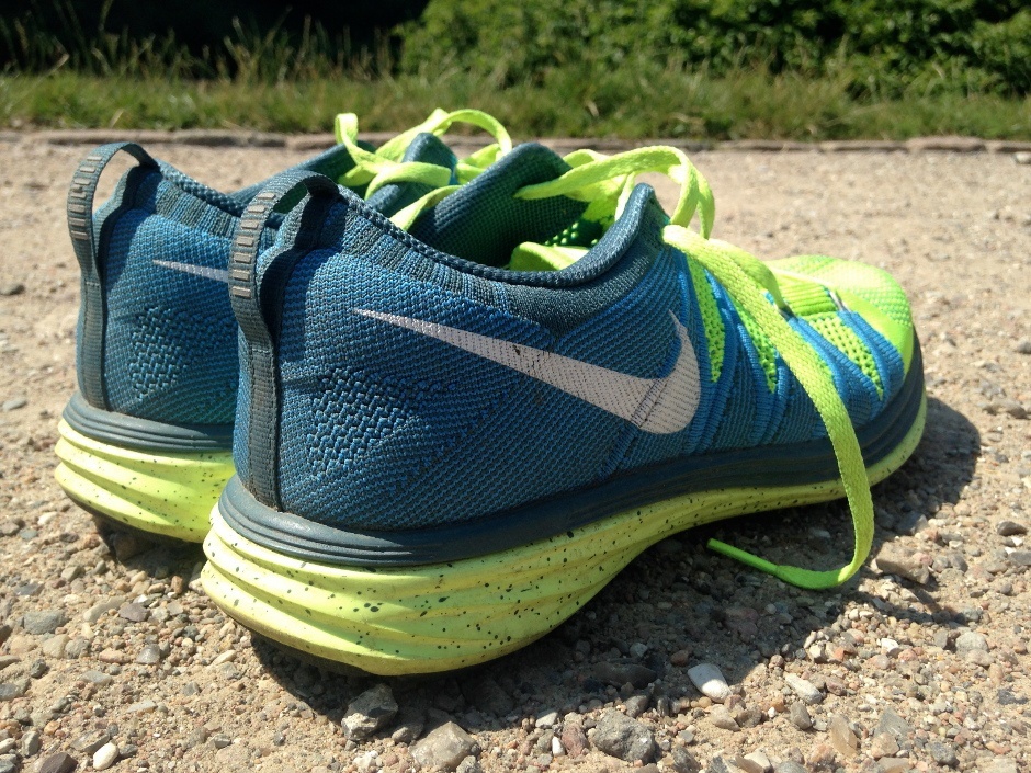 the review of the latest nike flyknit lunar