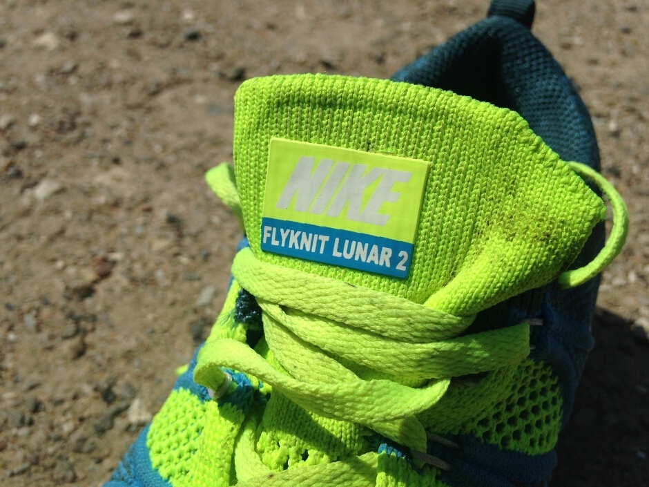 nike flyknit lunar 2