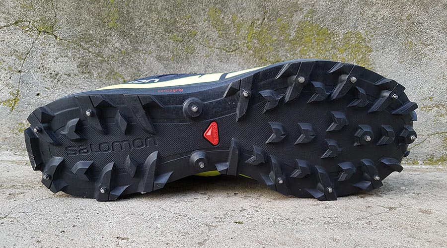 the sole of the salomon speedspike cs