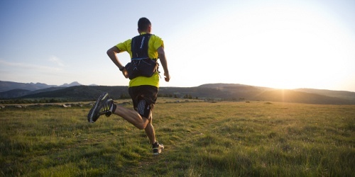salomon running shoes top