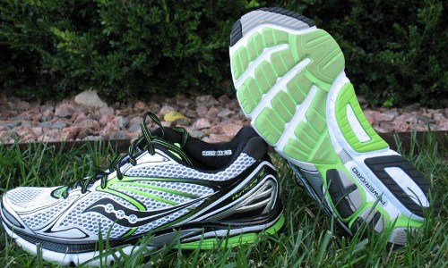 saucony hurricane top