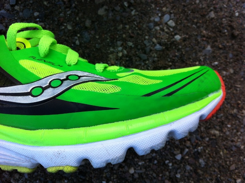 Saucony Kinvara 11 front from profile