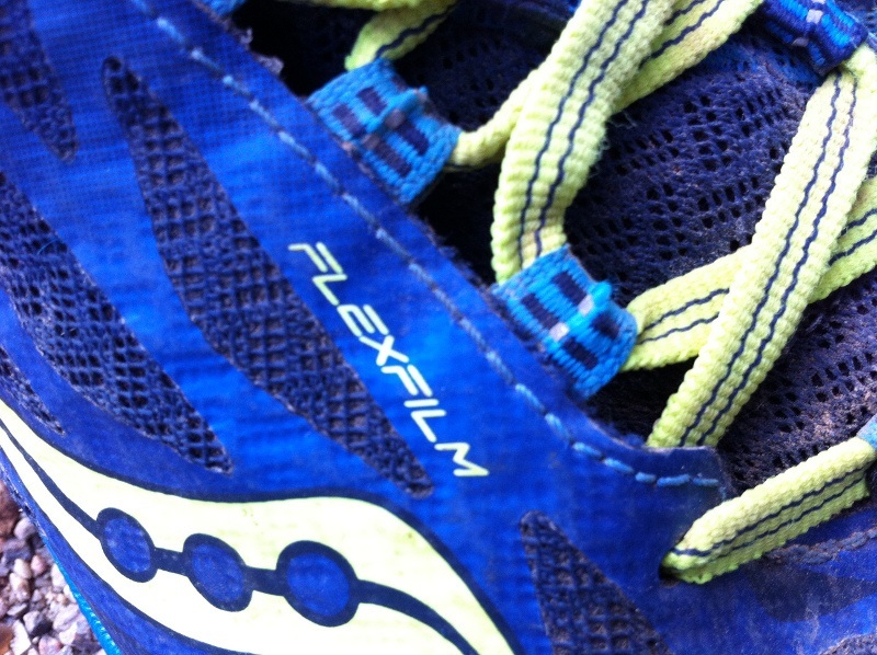 Saucony peregrine 10 flexfilm technology